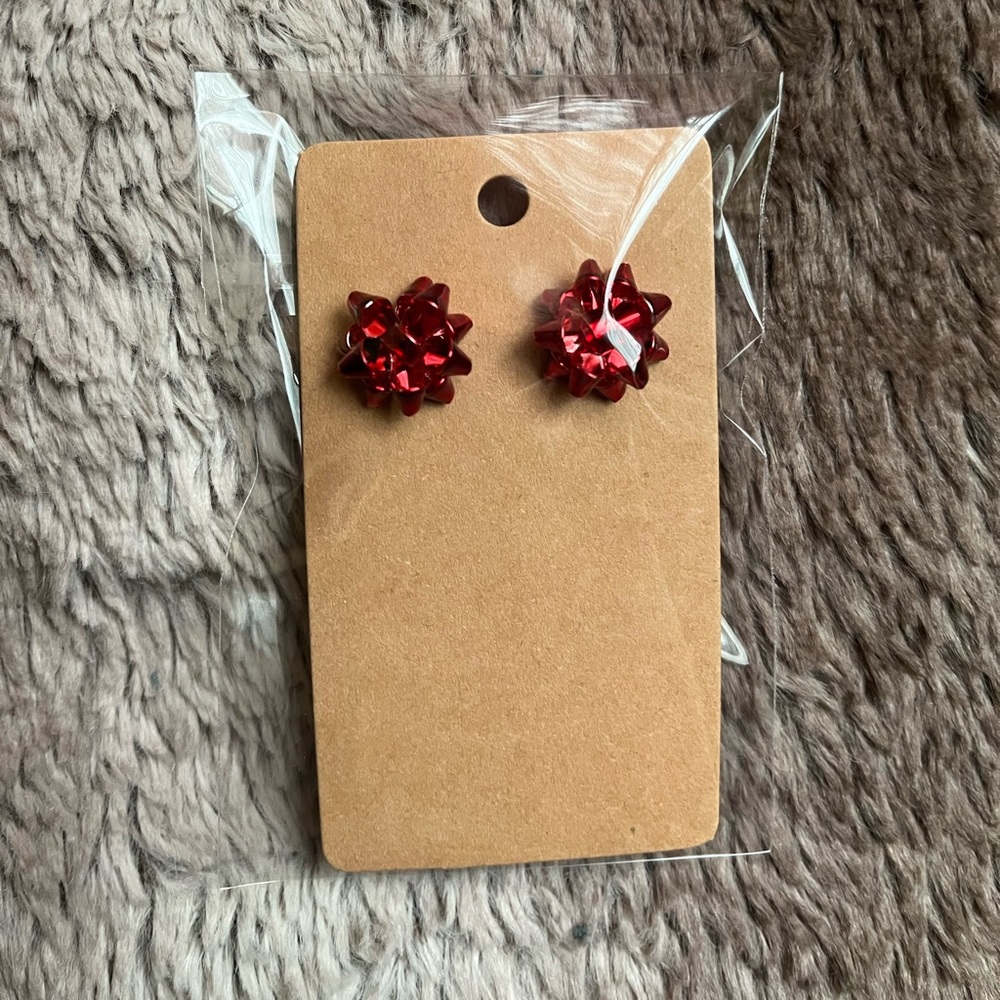 5/$25 Christmas Bow Earrings